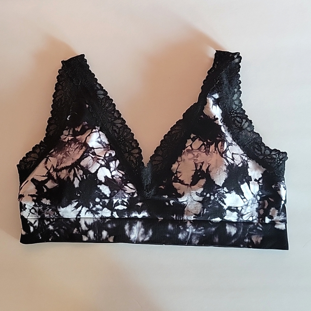 PINK black and white brallete size large